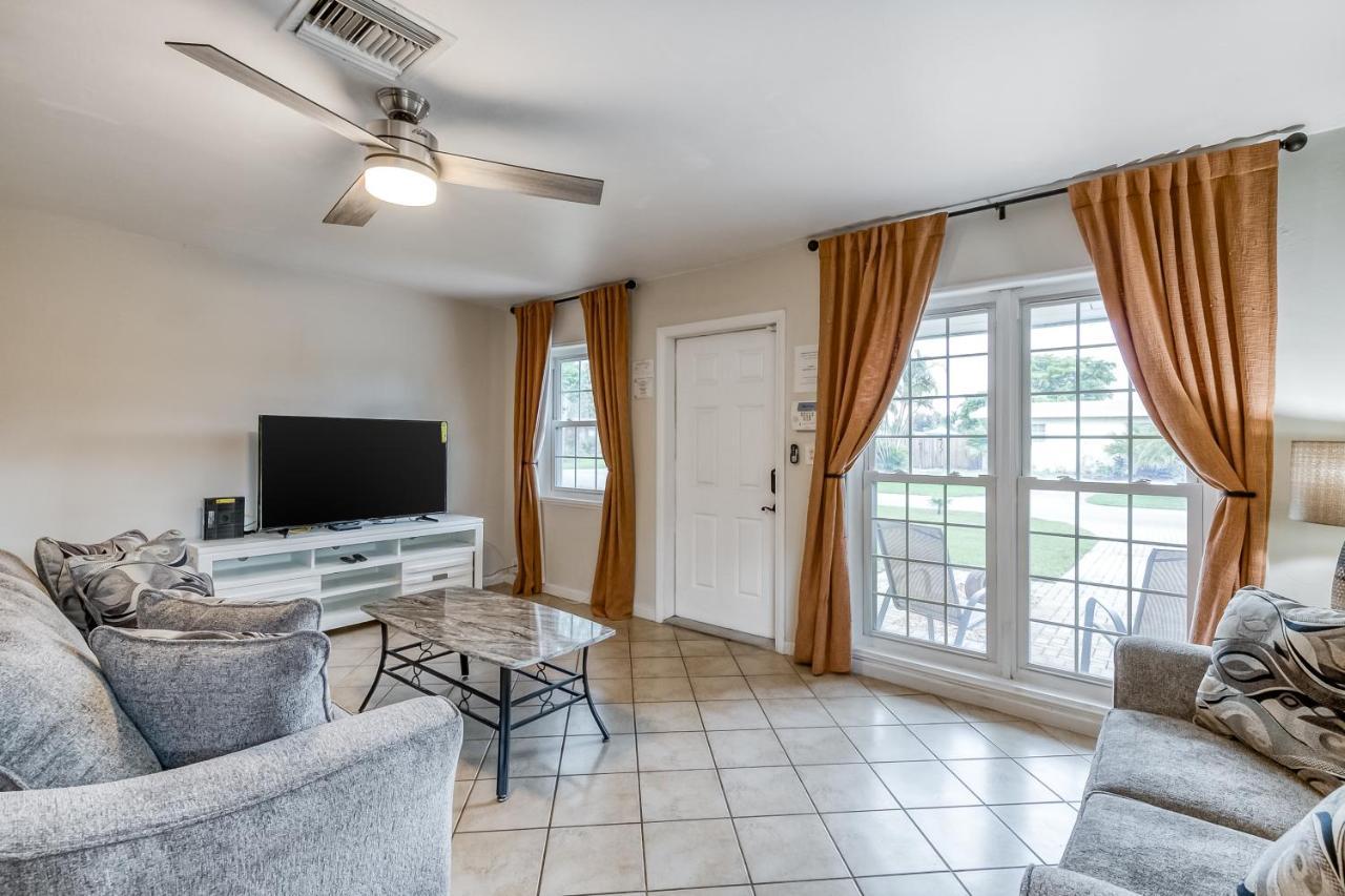 The Manor Wonderland Villa Fort Lauderdale Exterior photo